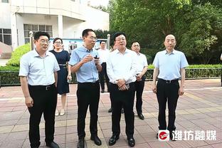 媒体人：深圳太爱打小个阵容了 但他们的小阵容遇高个锋线太吃亏